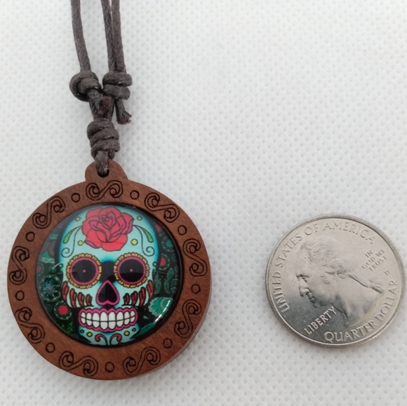 Handmade Skull w/Red Rose Cabochon on Engraved Wood Pendant Necklace Adjustable - Picture 3 of 4